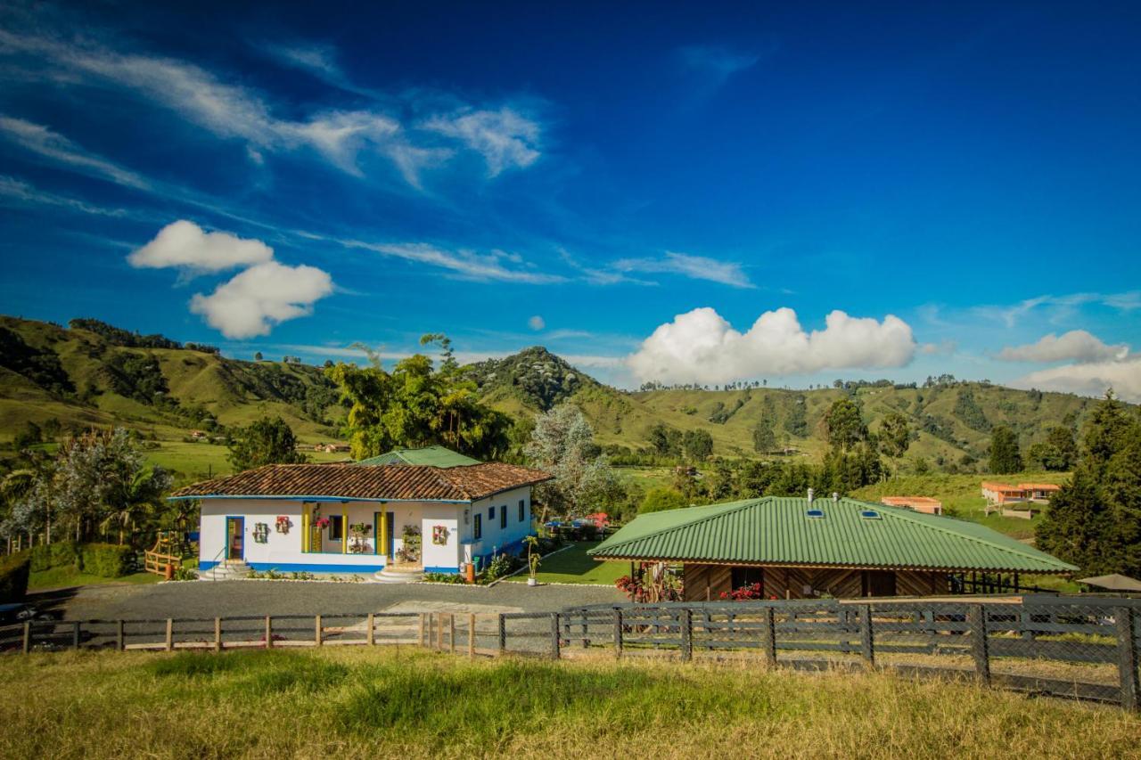 Hotel Bariloche Santa Rosa de Cabal Bagian luar foto